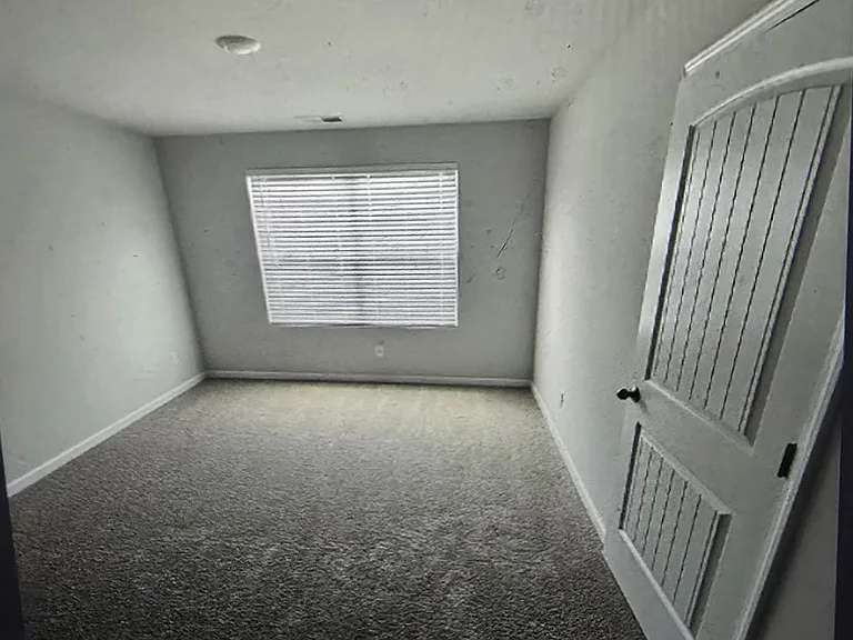 2nd lining room (Upstairs)