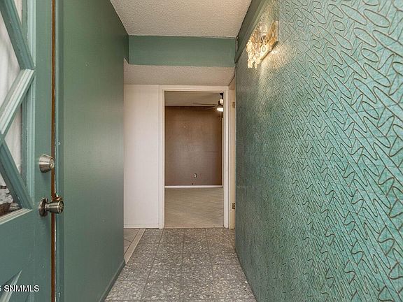 4th image of 1930 Rosedale Dr