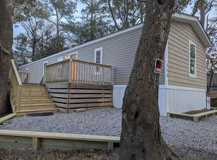 304 Coon Xing, Emerald Isle, NC 28594