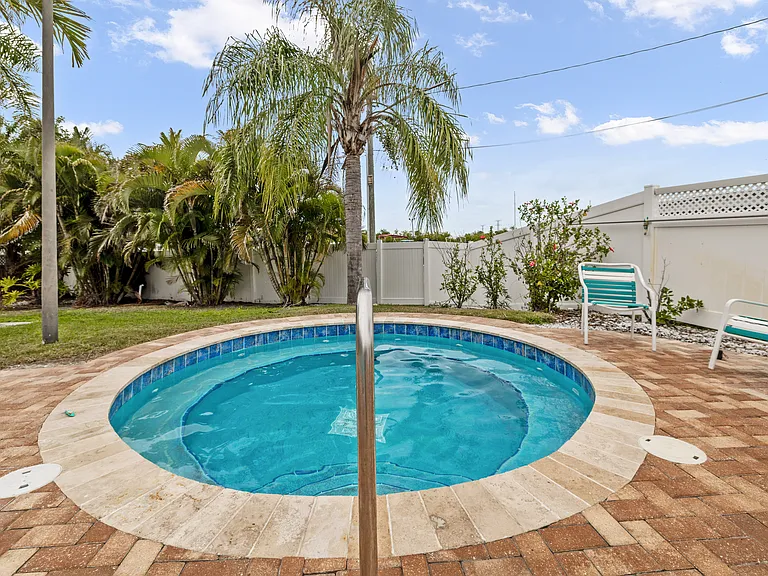 1000 Cove Cay Dr — Photo 31