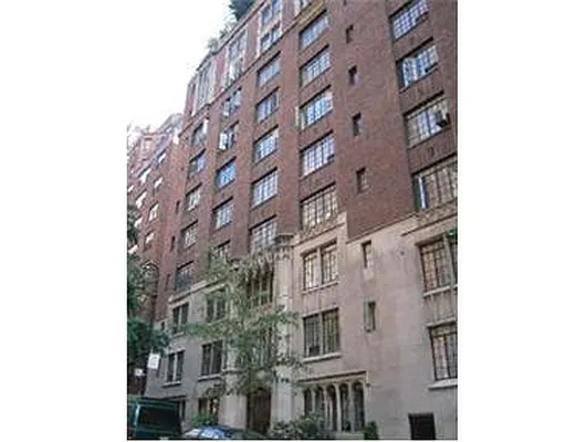 Sold by Douglas Elliman | media 20