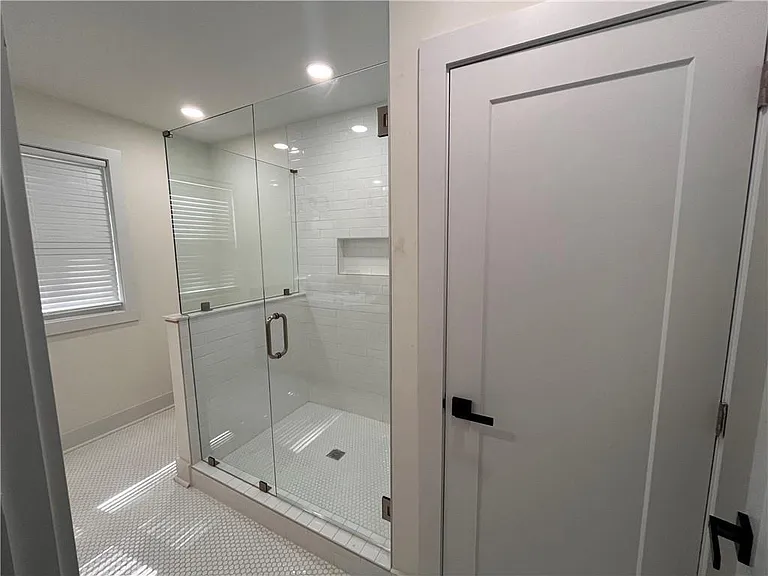 1511 Belmont Ave SW — Photo 12