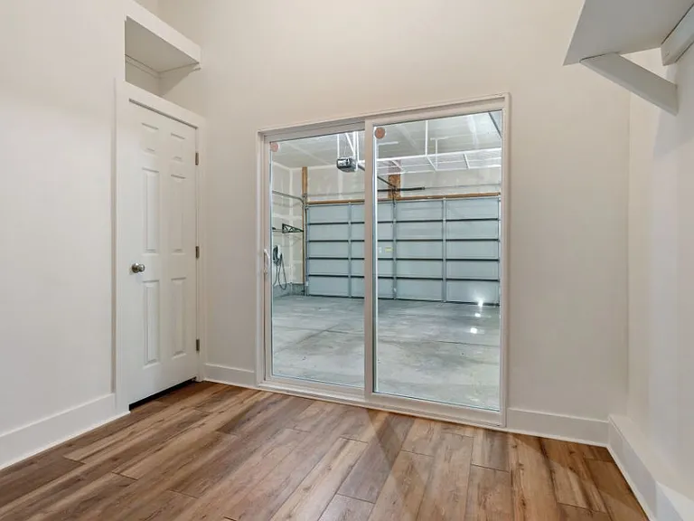 2101 W Northridge Dr — Photo 35