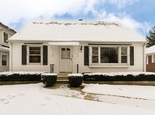 1513 Henry Pl, Waukegan, IL 60085