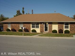 3063 W Roxbury St, Springfield, MO 65807