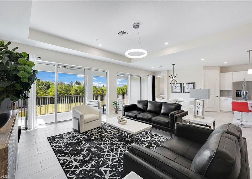 1st image of 316 Indies DR W #201