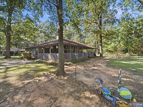 2nd image of 3740 Tarpley Ln