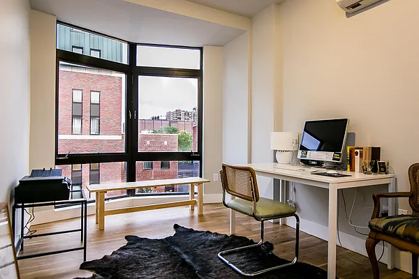 Rented by Nooklyn NYC LLC | media 81