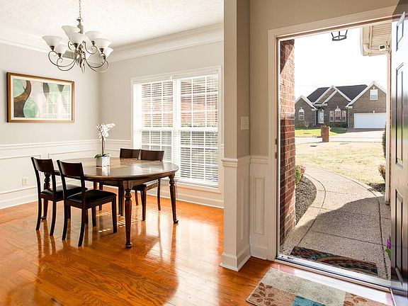 4th image of 903 Chaqueta Ct