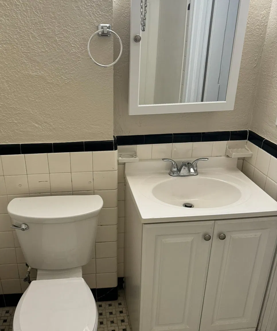 2 bed, 800 sqft, $1,300 — Photo 4