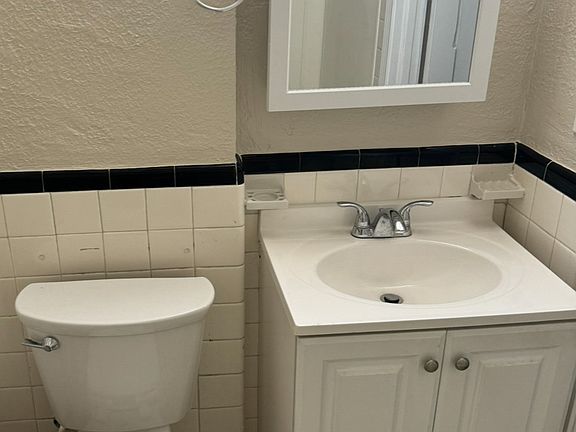 4th image of 57 Nyack Ave Floor 2