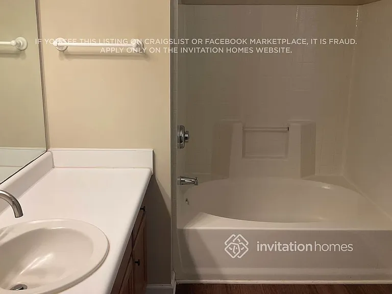 3669 N Hampton Dr NW — Photo 14