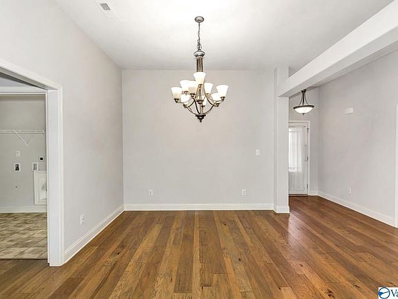 3rd image of 4951 Montauk Trl SE