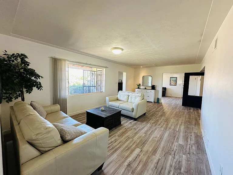 3010 E Copper St — Photo 12