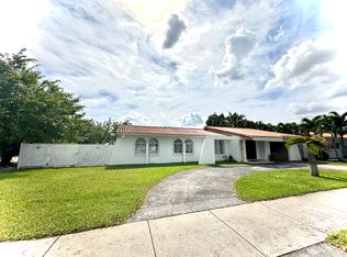 10420 SW 16th St, Miami, FL 33165