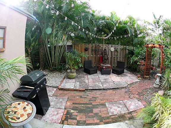 4th image of 1712 NW 14th St