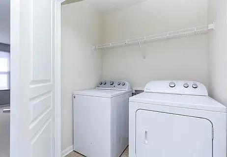 951 Barclay Cir — Photo 19