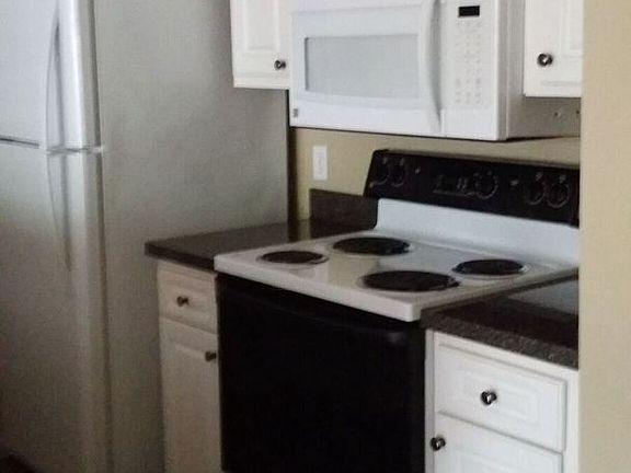 4th image of 10764 70th Ave #2102