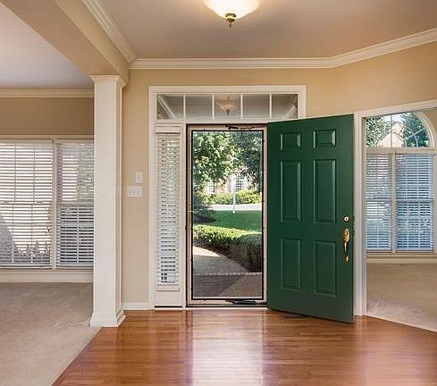 3rd image of 8248 Glenrothes Blvd