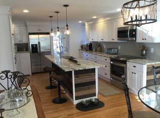 1134 Wheatsheaf Ln, Abington, PA 19001