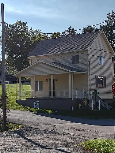 293 N Main St Photo 1