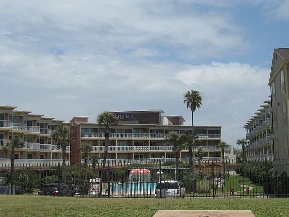 4th image of 6300 Seawall Blvd