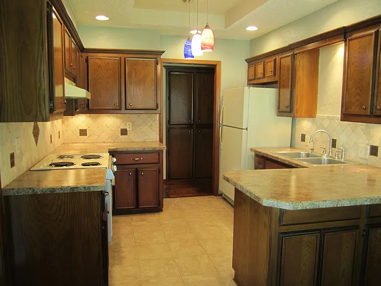 4721 Persimmon Ct — Photo 6
