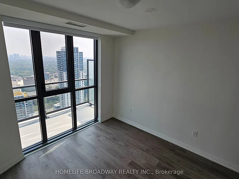 325 Yorkland Blvd #Penthouse 04 — Photo 5