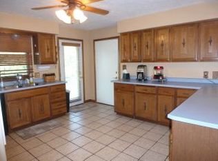 56540 Jordan Run Rd, Bellaire, OH 43906