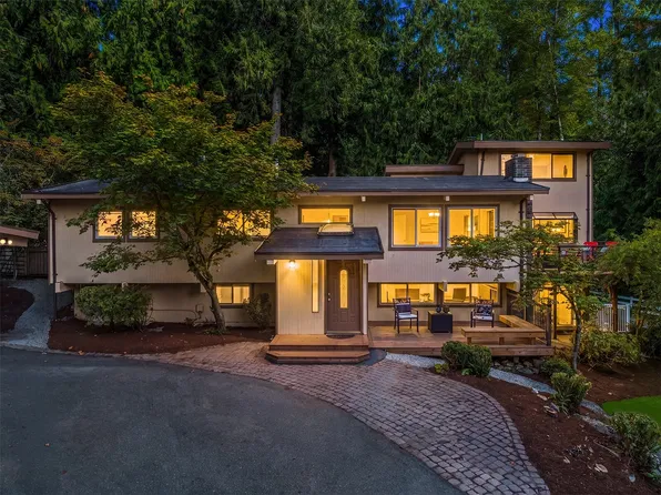 12034 206th Place SE, Issaquah, WA 98027