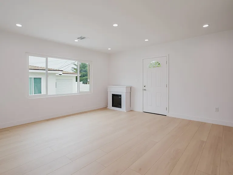 7730 Wyngate St — Photo 11