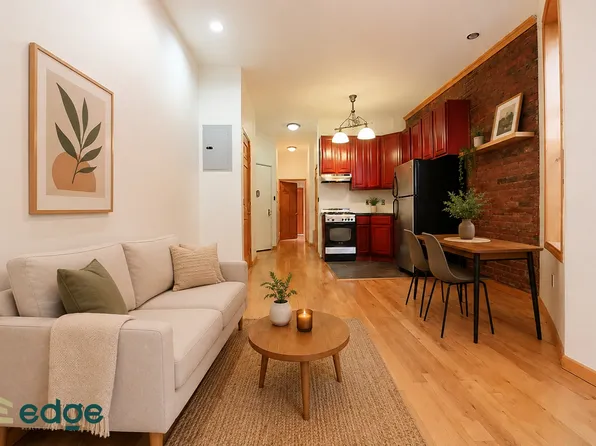 135 Rogers Avenue image 1 of 9