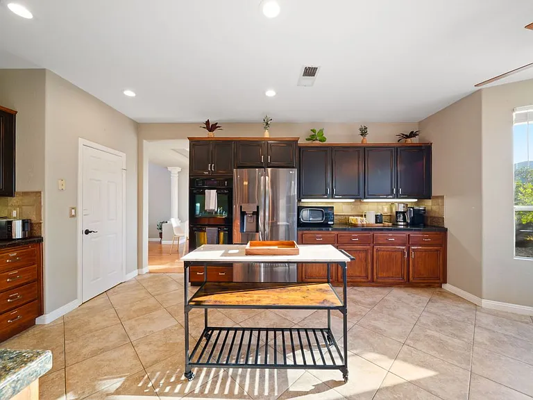 18106 Chieftain Ct — Photo 25