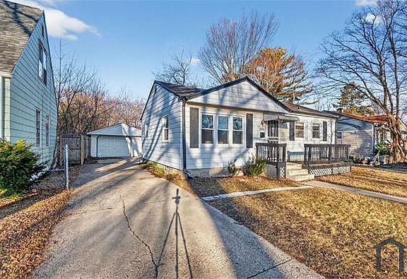 2nd image of 5353 N 56th St #1