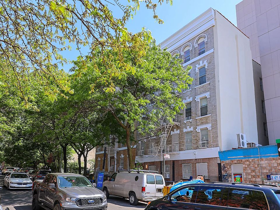 1st image of 630 Union St APT 3E