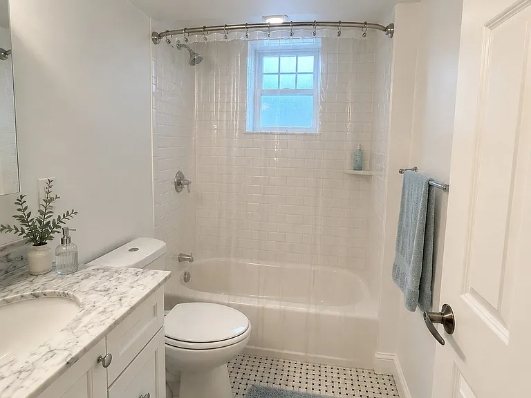 1 Langdon St #6 — Photo 4