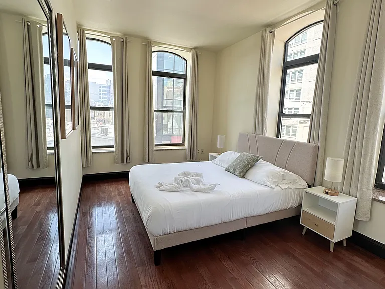 217 N 11th St #501 — Photo 8