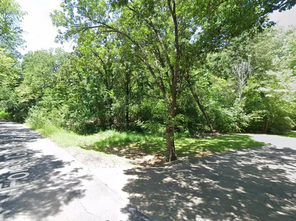 12057 Forest Glen Ct, Balch Springs, TX 75180