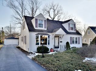 294 E Crescent Ave, Elmhurst, IL