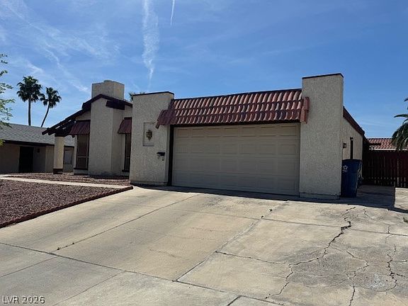 2nd image of 5359 Lamoille Cir