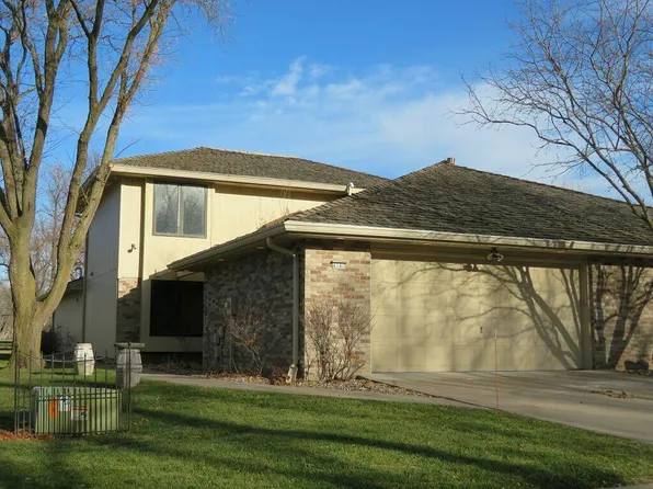 4341 Cottage Row, Council Bluffs, IA 51501
