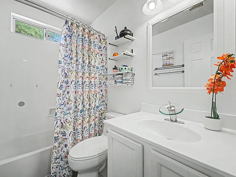 6647 W Tonopah Dr — Photo 14