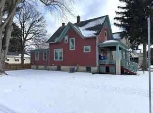 340 N Wright St, Naperville, IL 60540