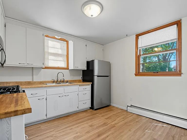 601 79th Ave NE #2 — Photo 4