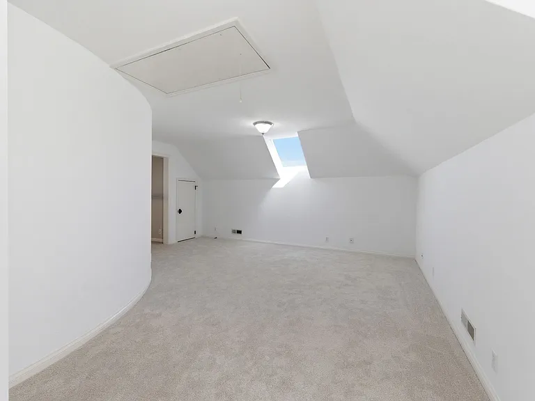 710 Ashley Run — Photo 24