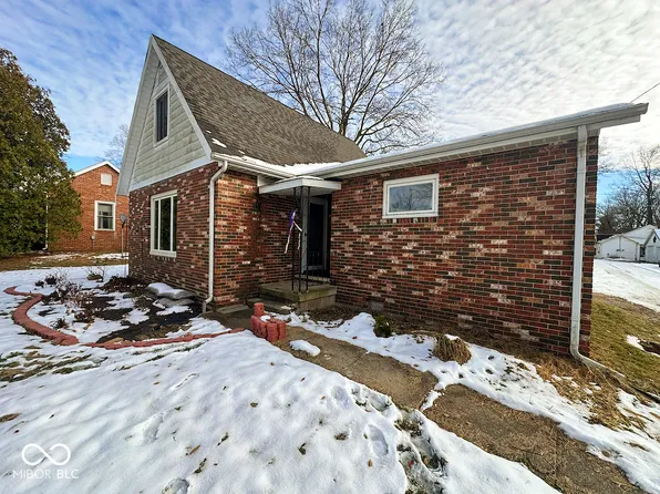 830 Jefferson St, Covington, IN 47932