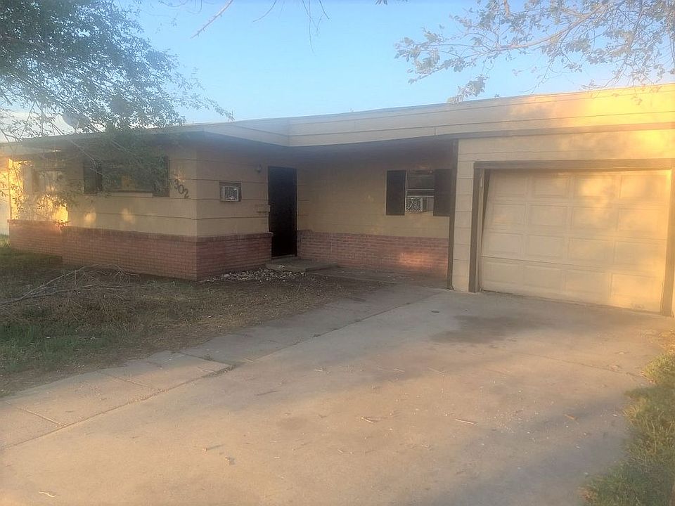 1st image of 302 Dolomita St