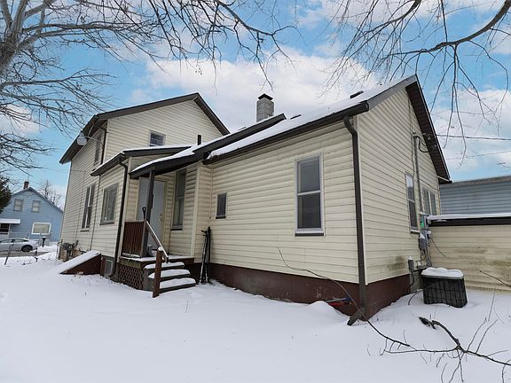 3rd image of 1813 3rd St