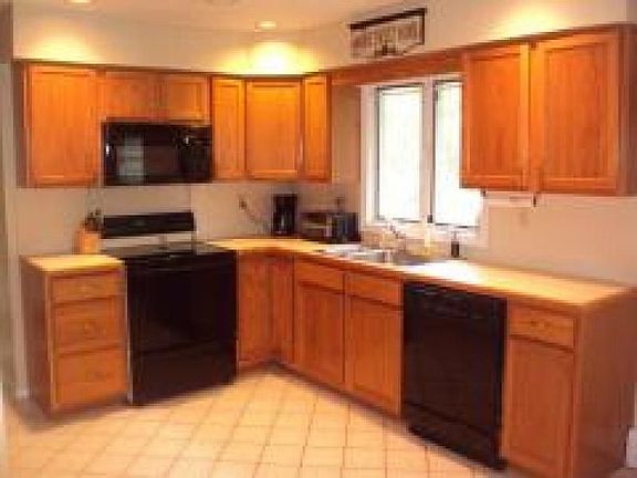 Spacious Kitchen