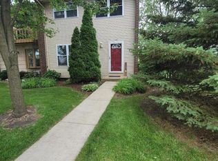 16 Washington Ct, Plainfield, IL